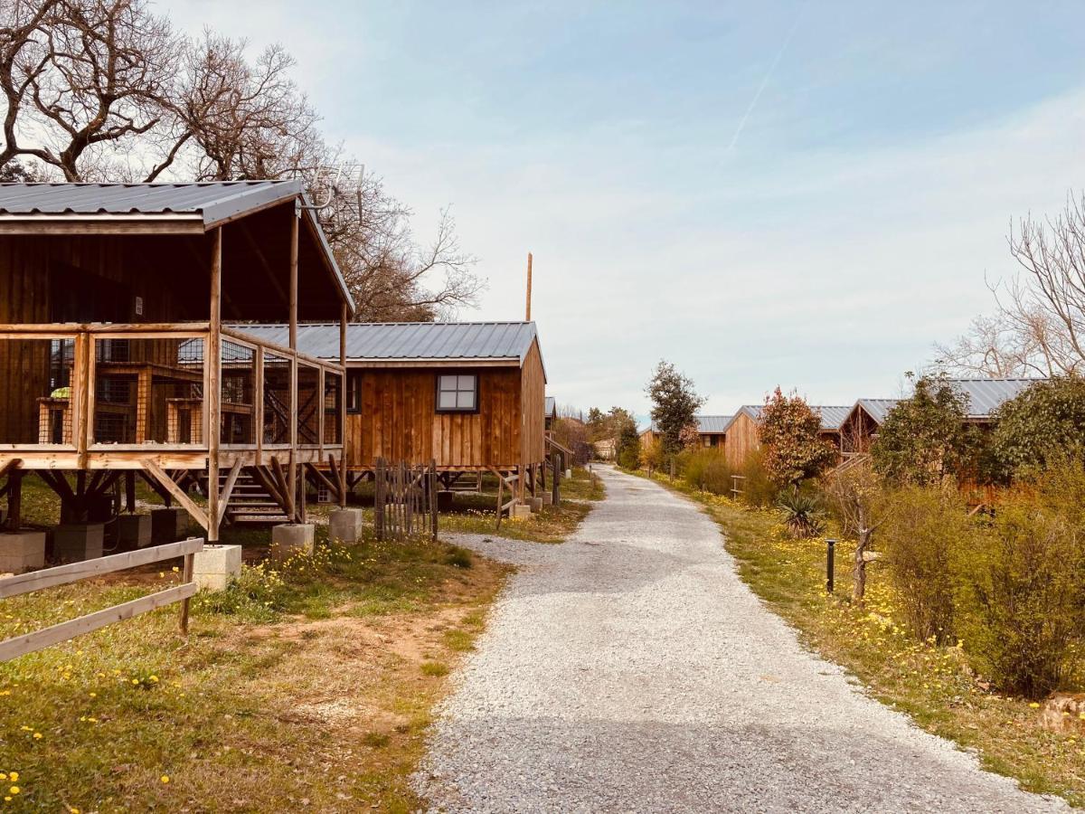 Lodges Du Camping Les 4 Saisons Grane Esterno foto